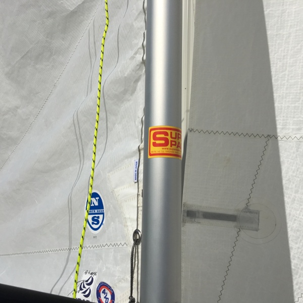 420 Mast M7+ complete w/ sidestays, spreaders & trapeze lines