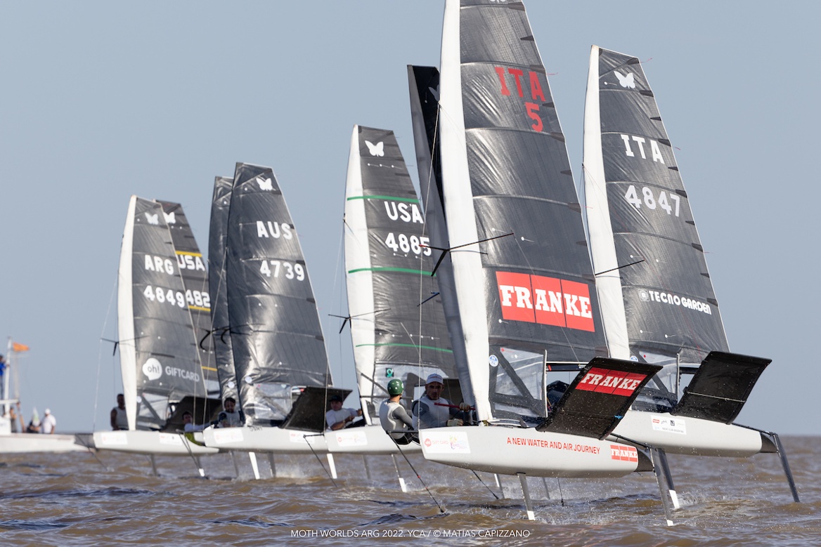 Juniors Shine Amongst Top Moth Sailors in 2022